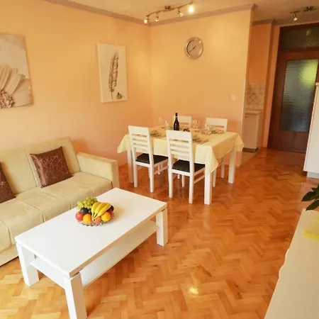 Fuer 4 Personen Ca 43 Qm In Rovinj-monsena, Istrien Istrische Riviera 아파트 *